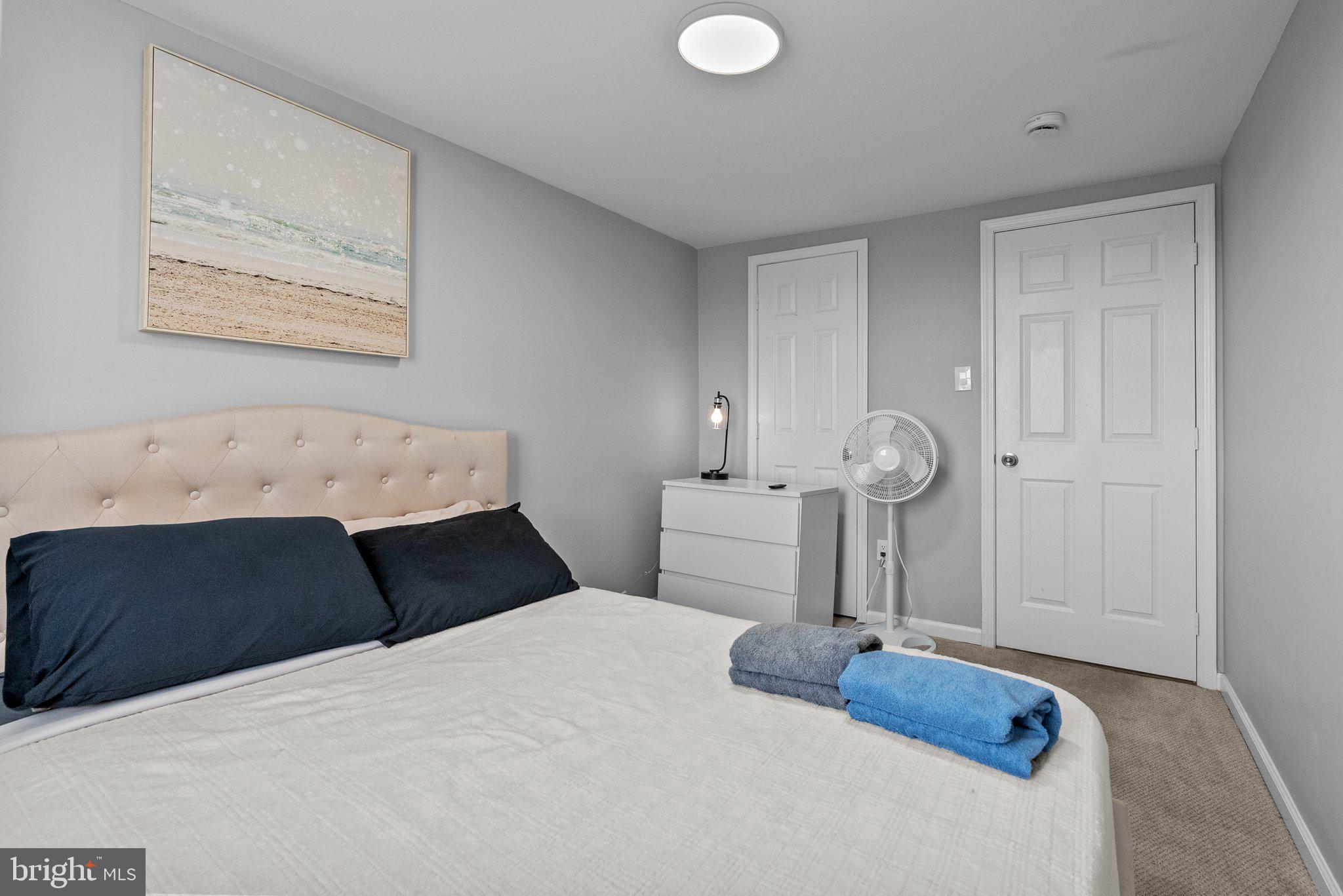 SPRINGFIELD COURT - Residential