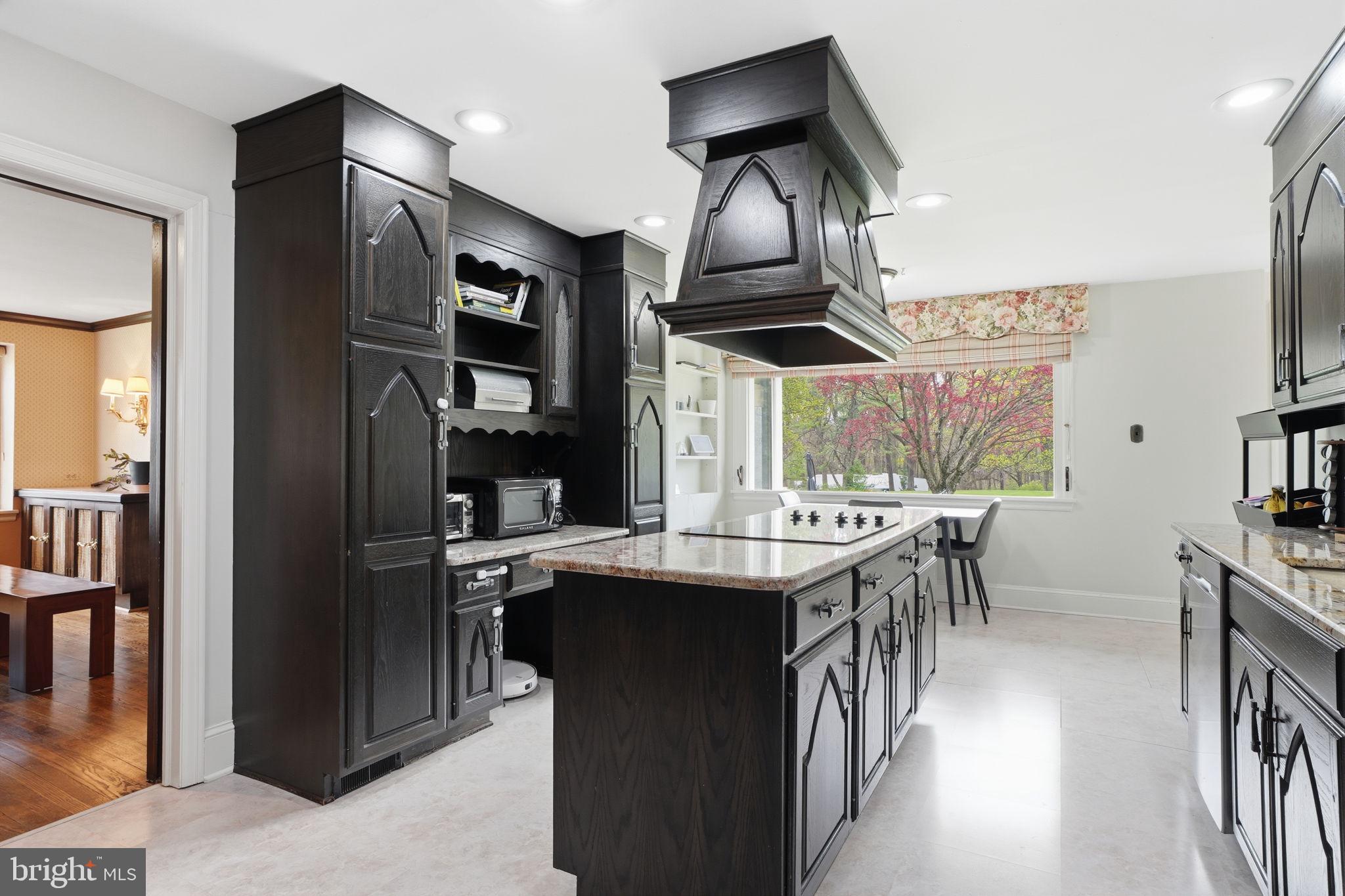 LONDONDERRY WOODS - Residential