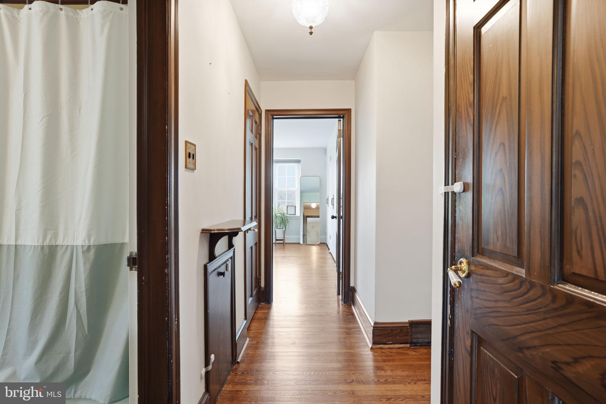 LONDONDERRY WOODS - Residential