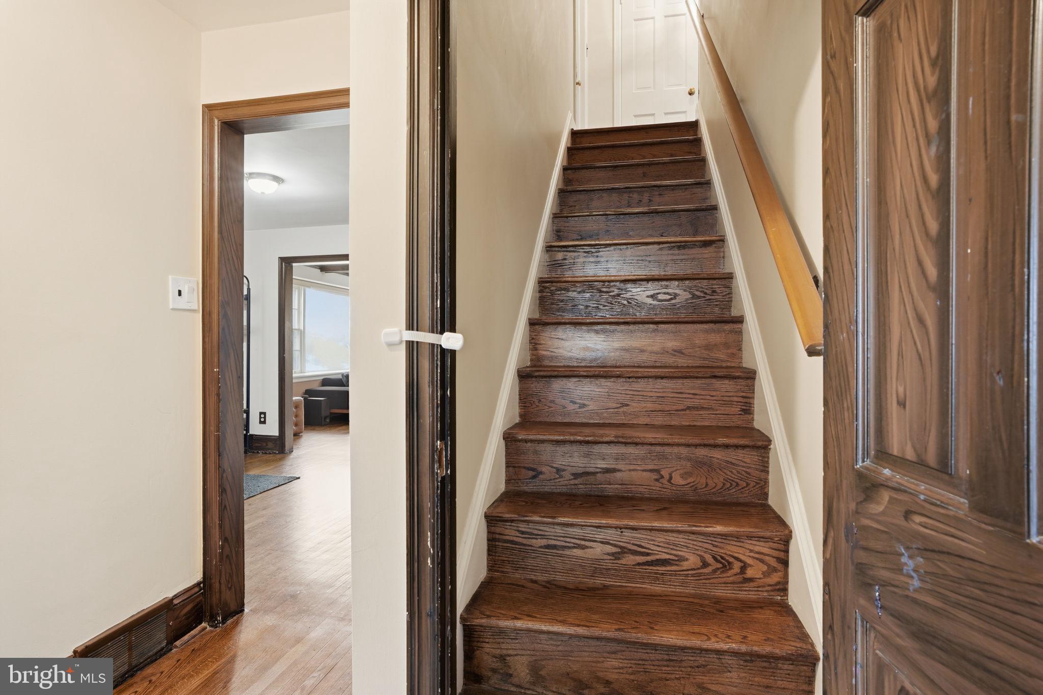 LONDONDERRY WOODS - Residential