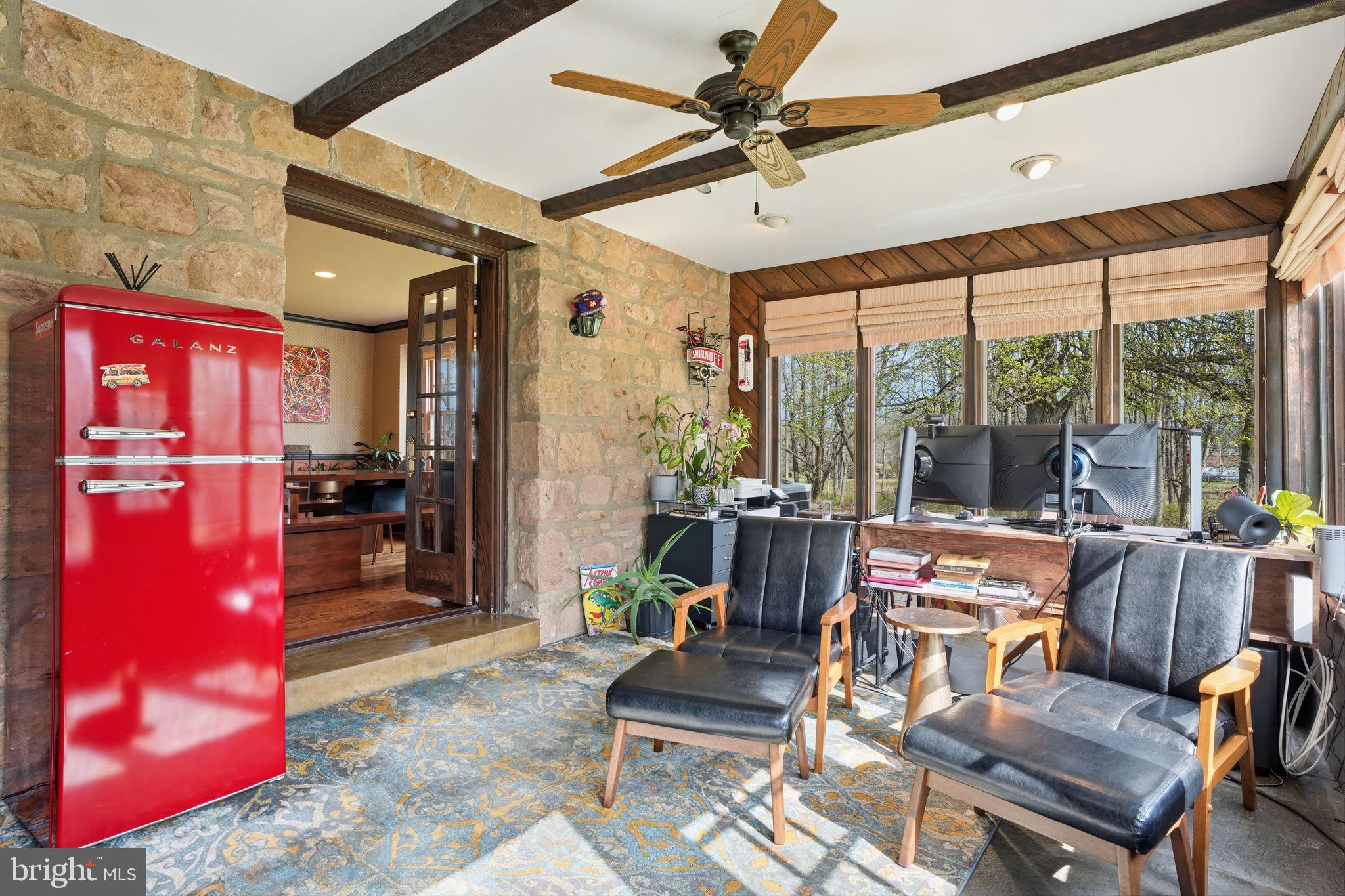 LONDONDERRY WOODS - Residential