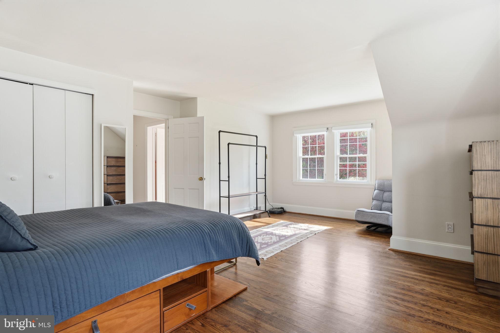 LONDONDERRY WOODS - Residential