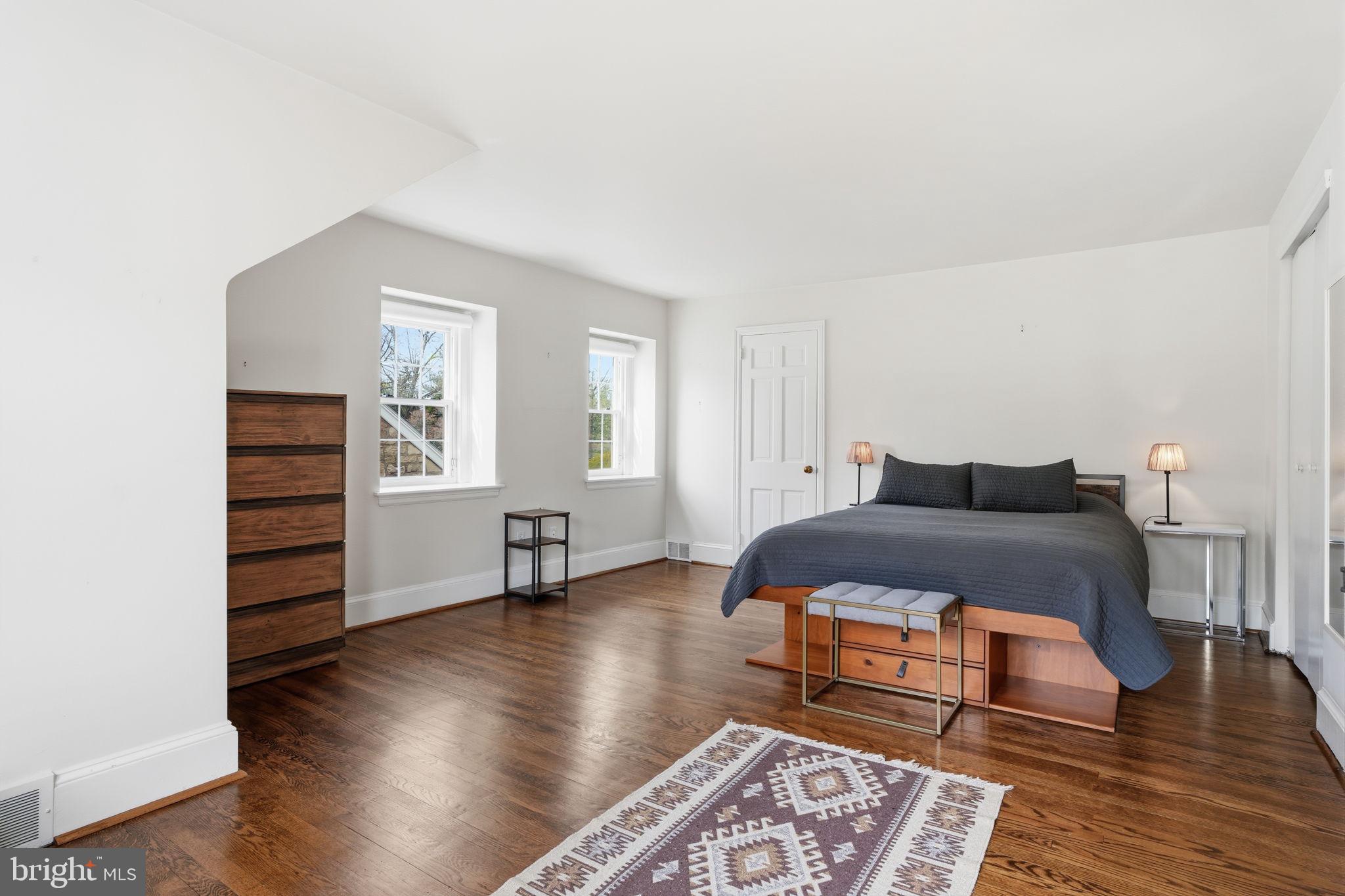 LONDONDERRY WOODS - Residential