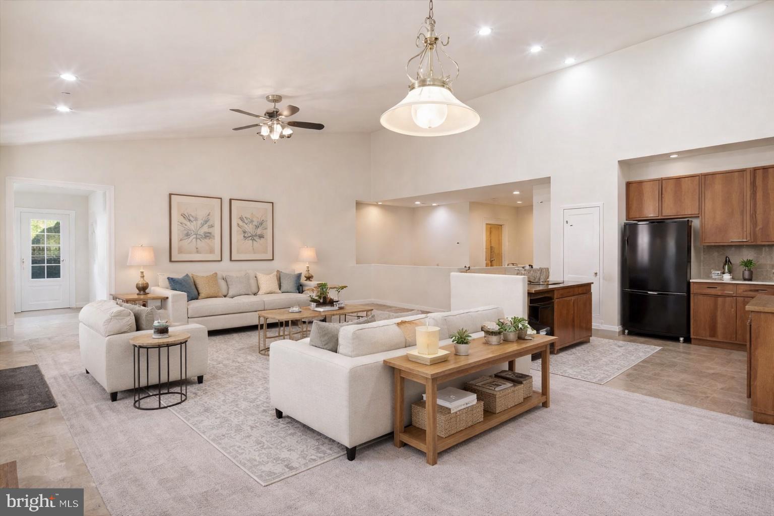 RIVA TRACE - Residential