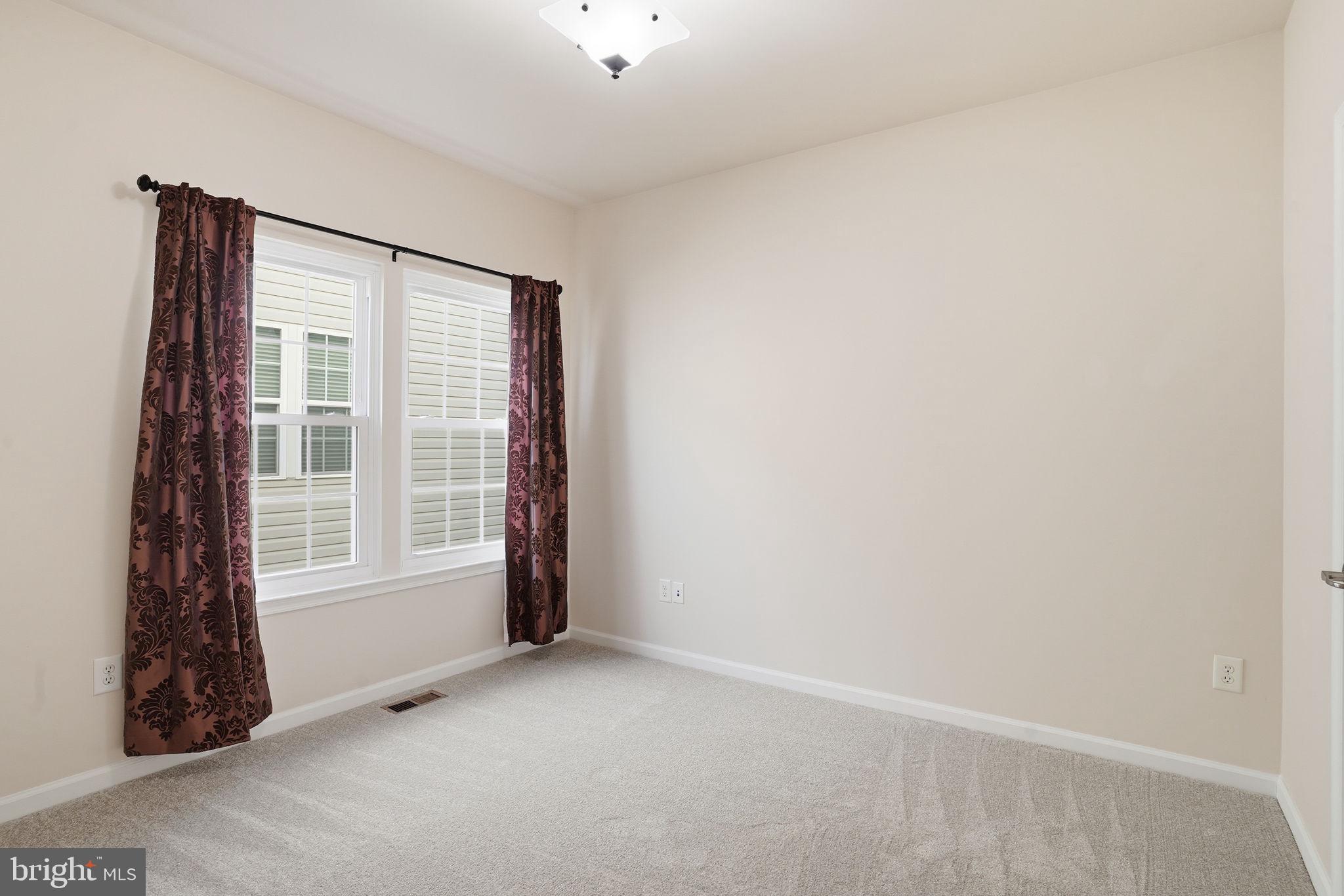 RIVA TRACE - Residential