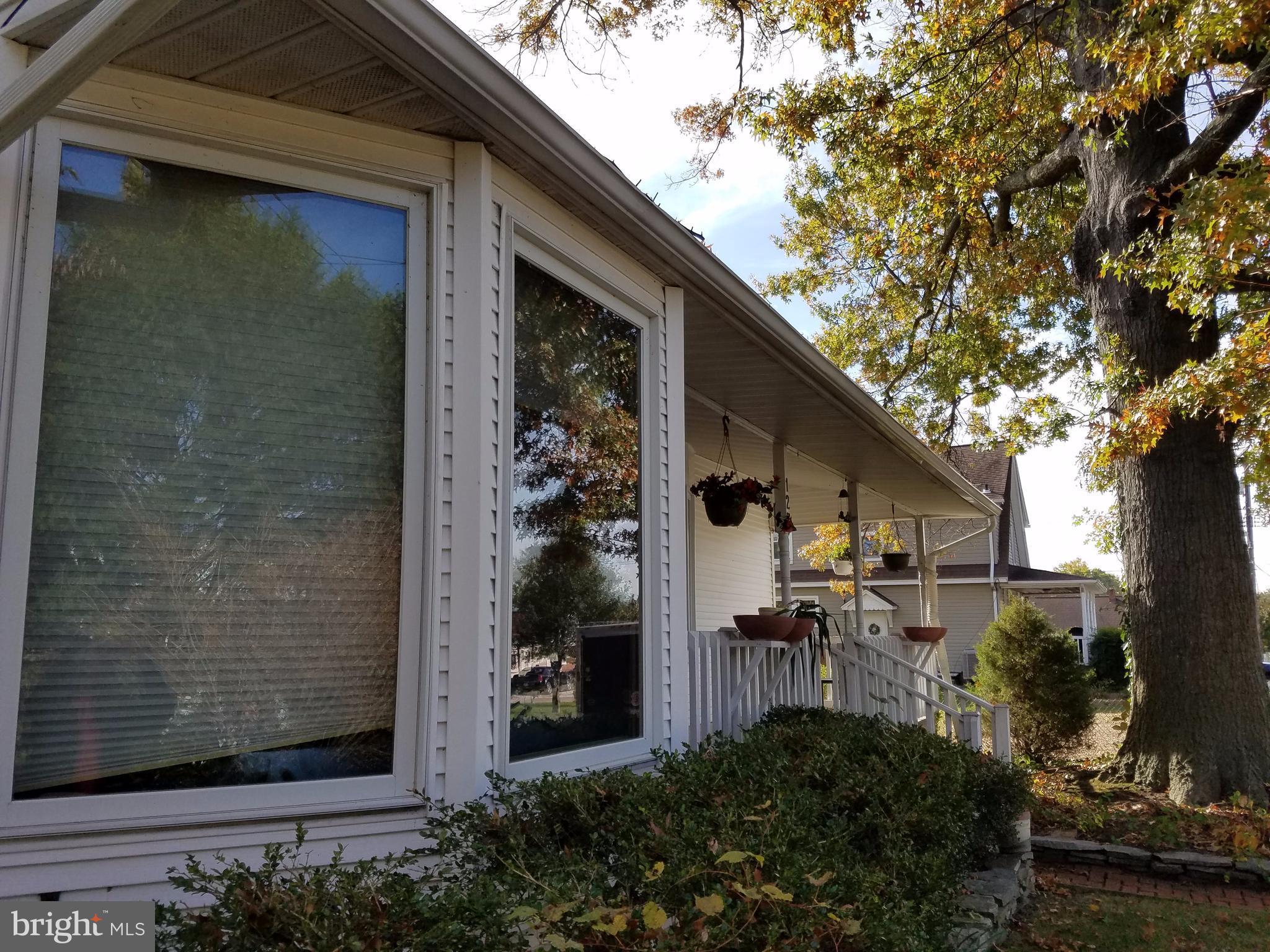 RIVIERA BEACH - Residential