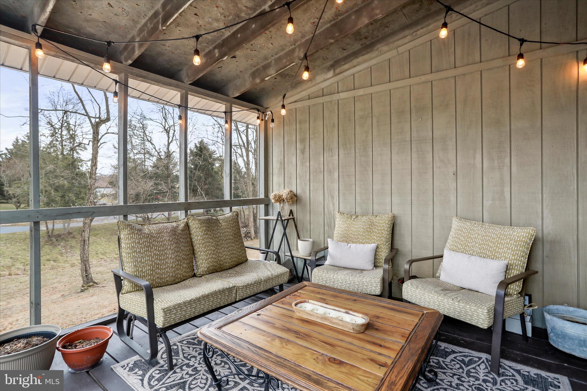 THE WOODS - Residential