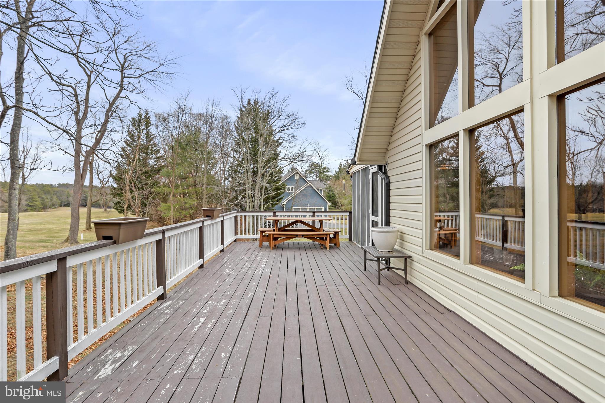 THE WOODS - Residential