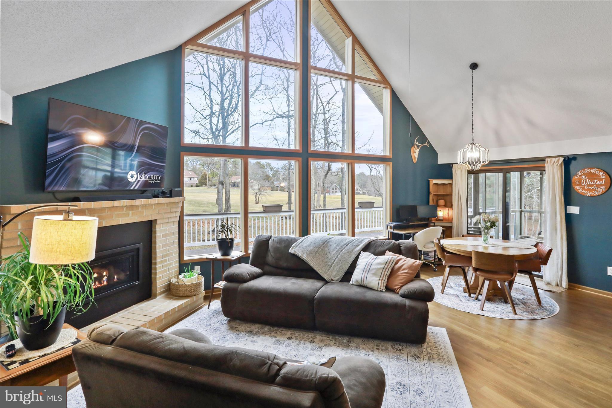 THE WOODS - Residential