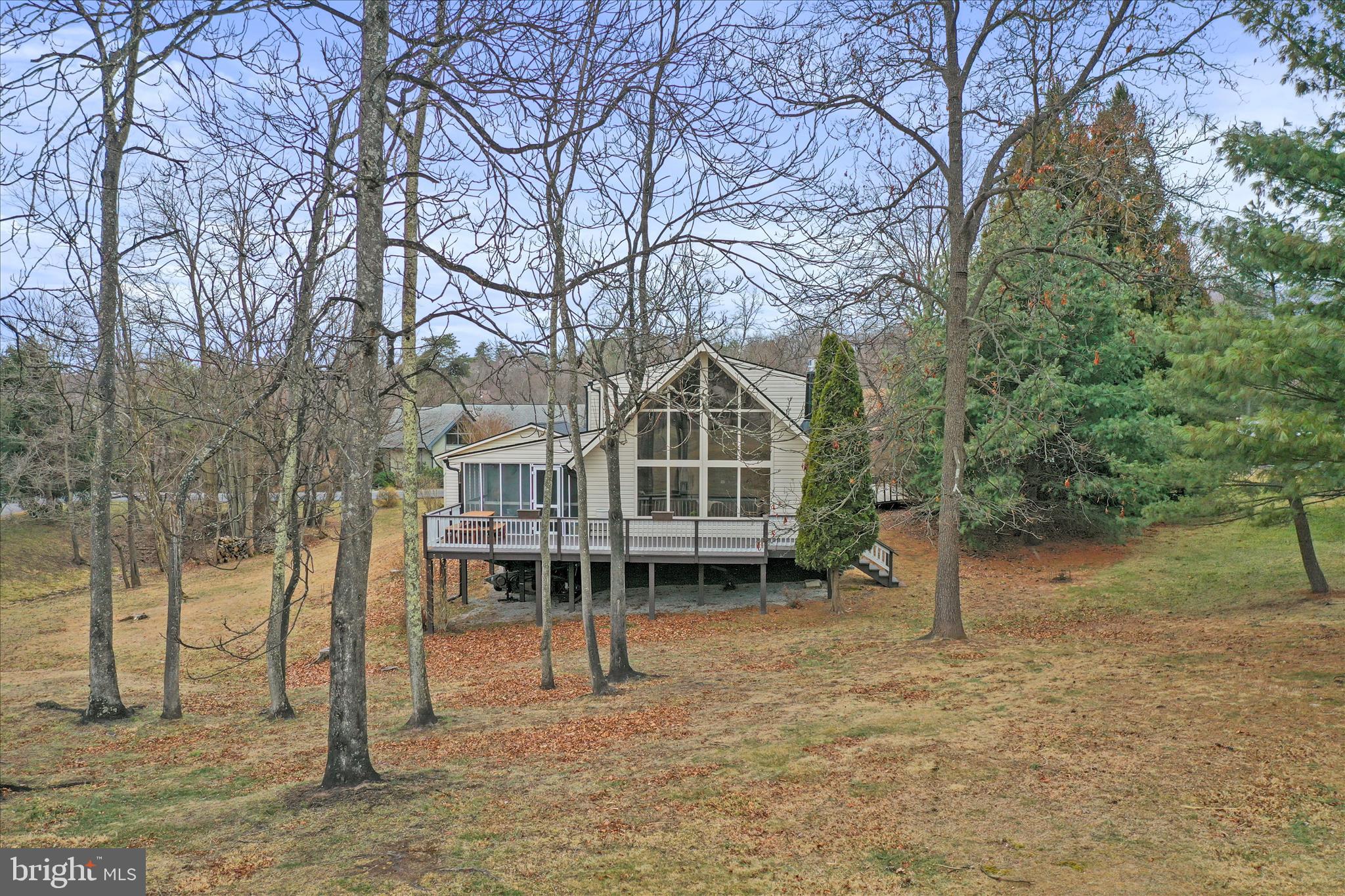 THE WOODS - Residential