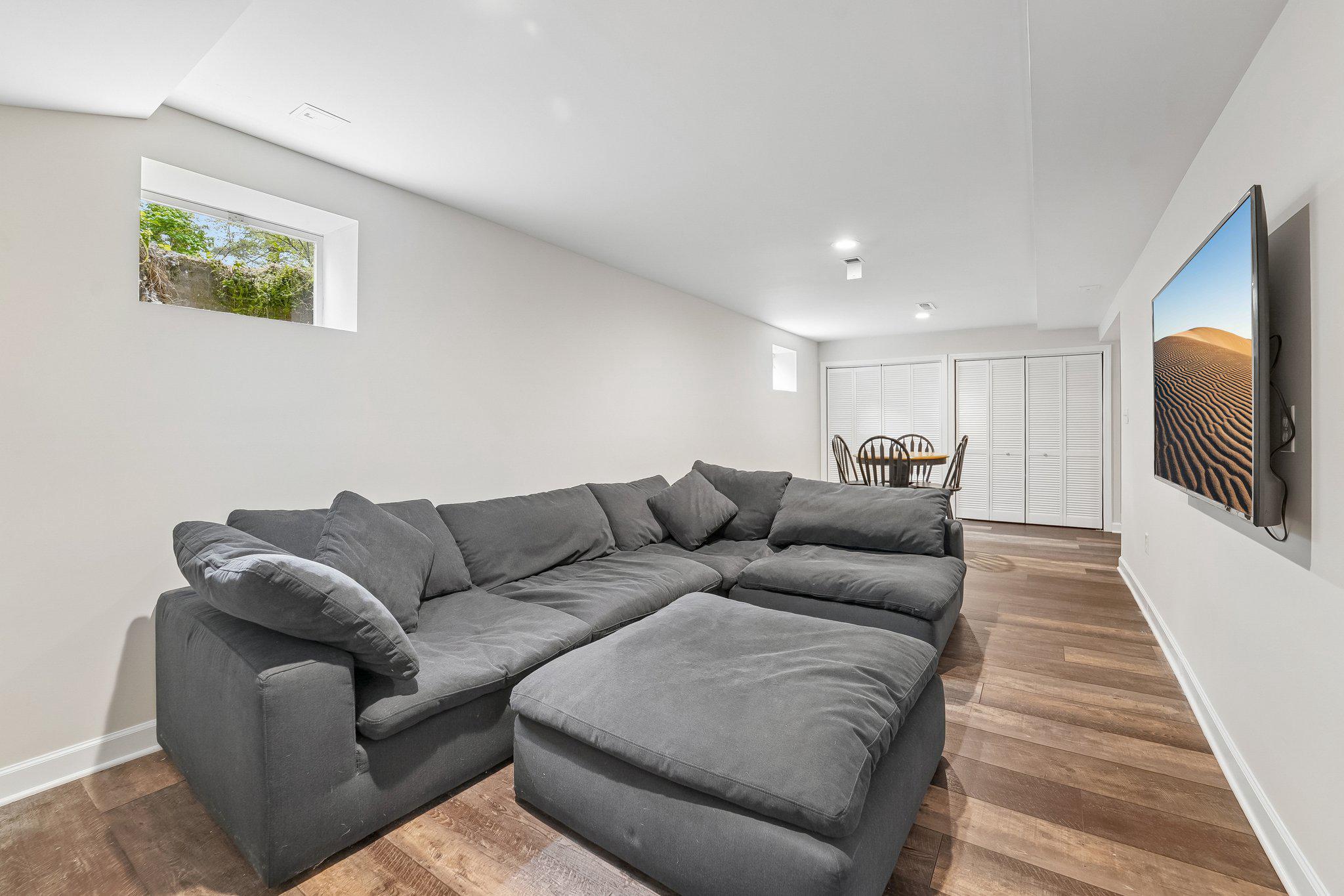 HIGHLAND LAKE - Residential