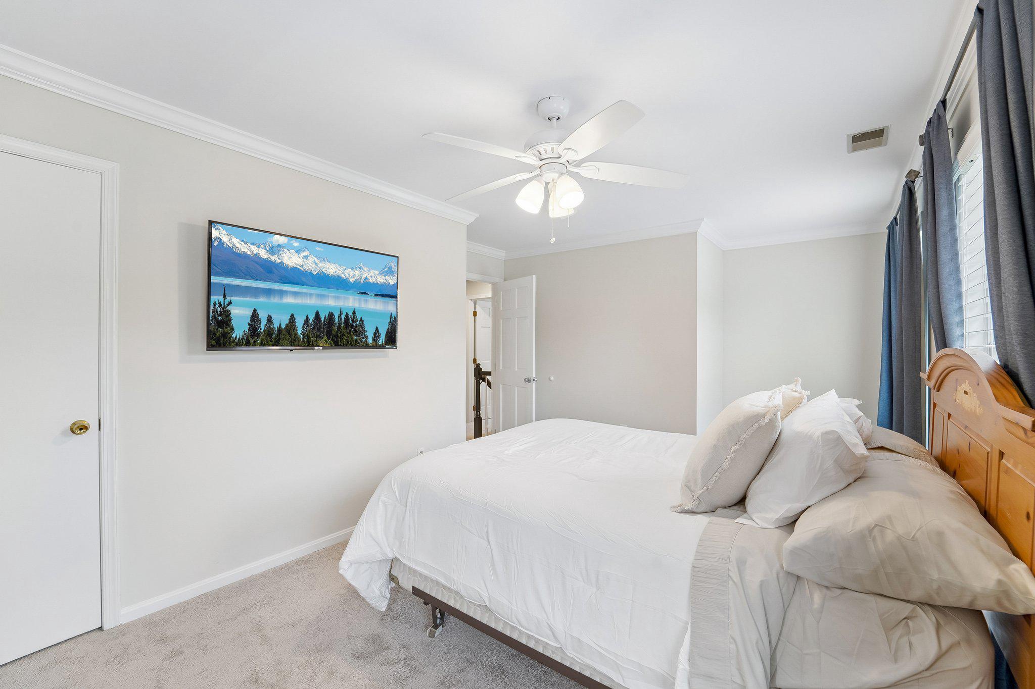 HIGHLAND LAKE - Residential