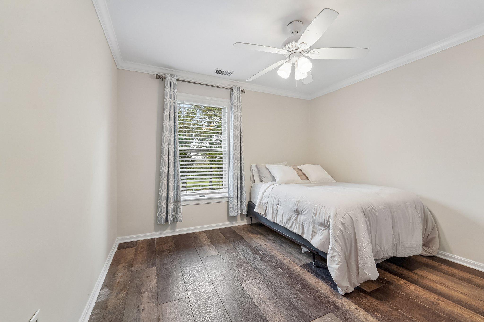 HIGHLAND LAKE - Residential