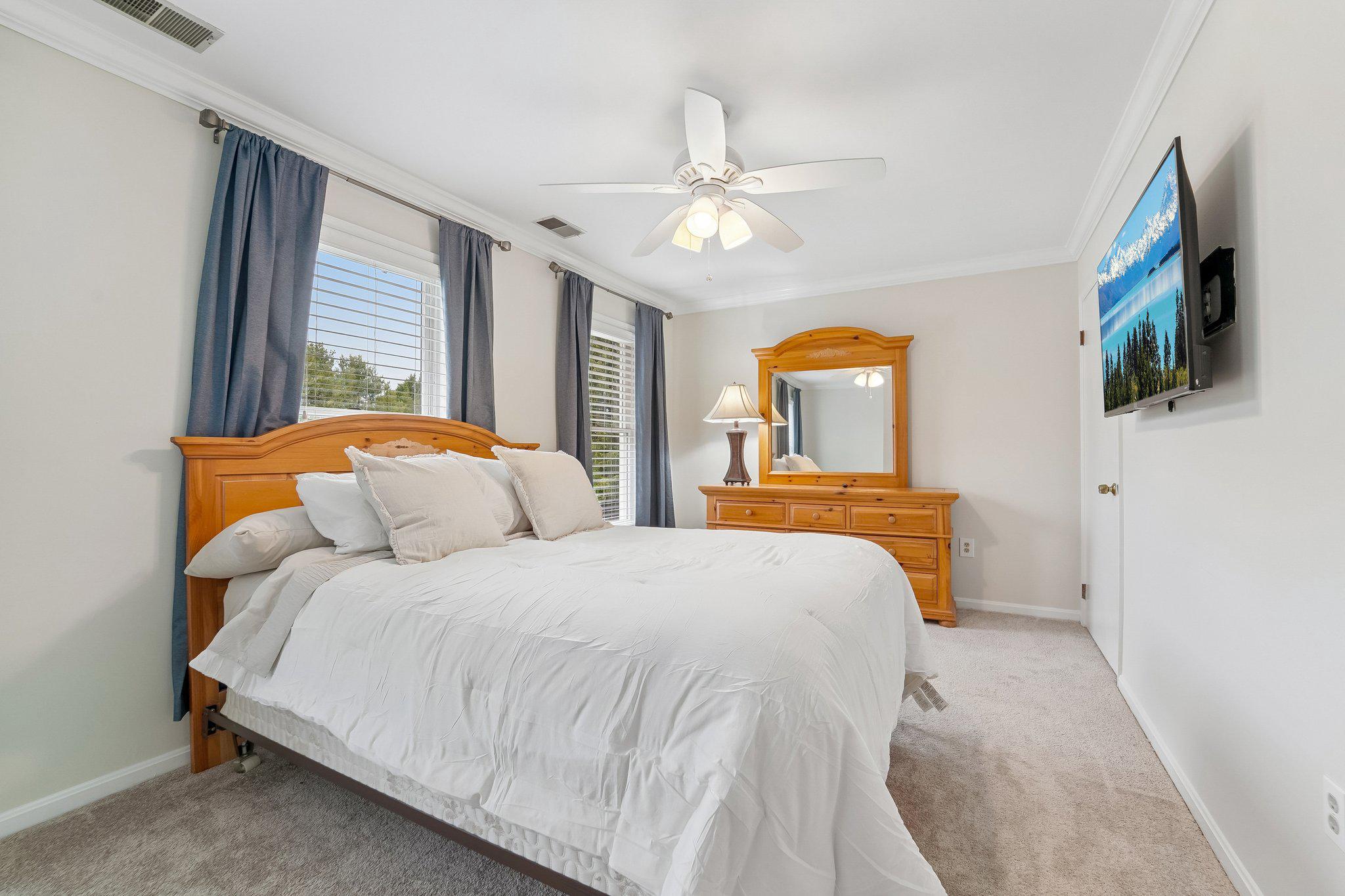 HIGHLAND LAKE - Residential