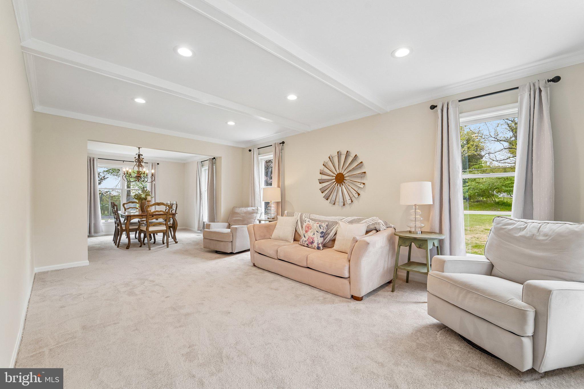 HIGHLAND LAKE - Residential