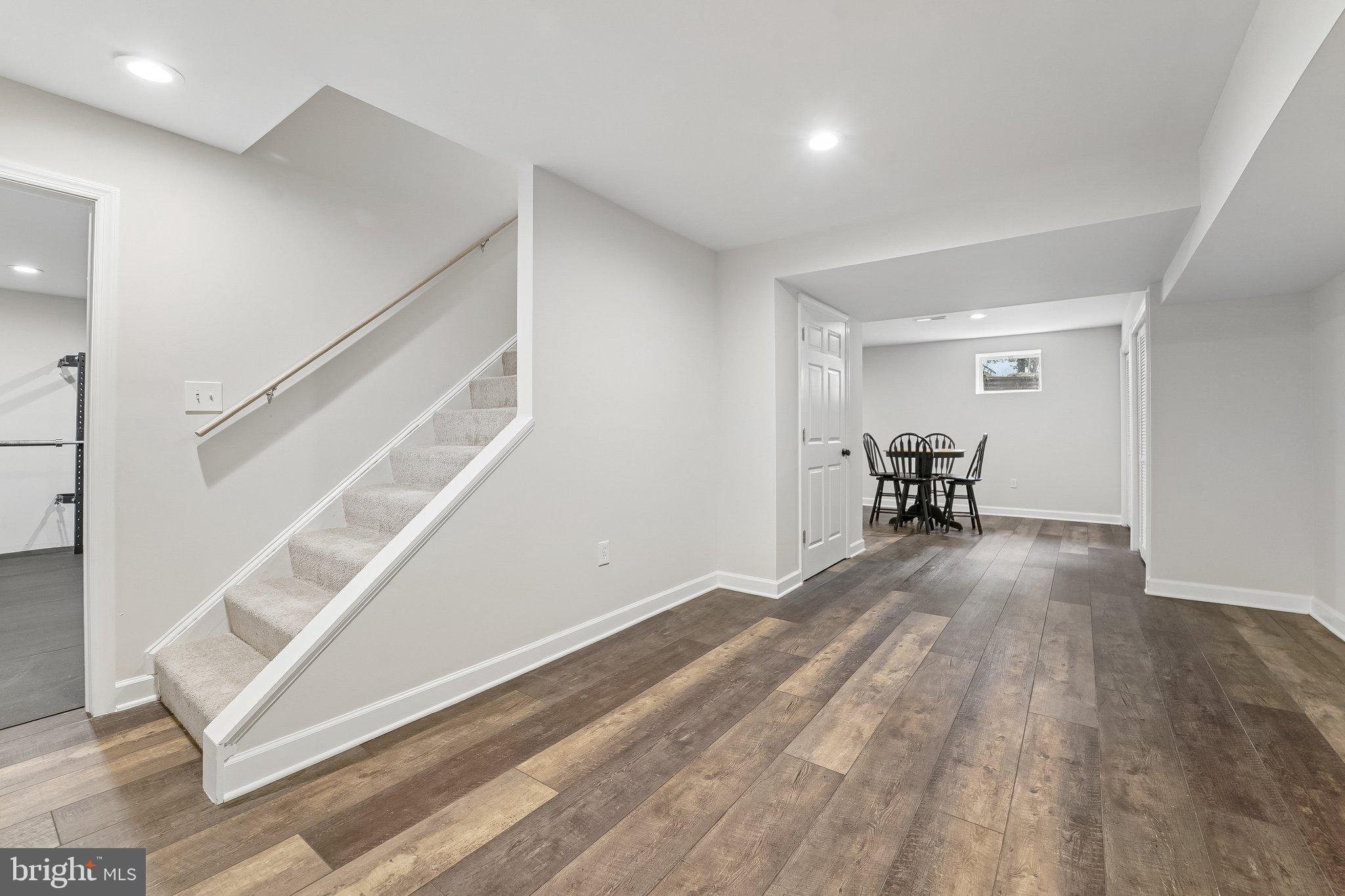 HIGHLAND LAKE - Residential