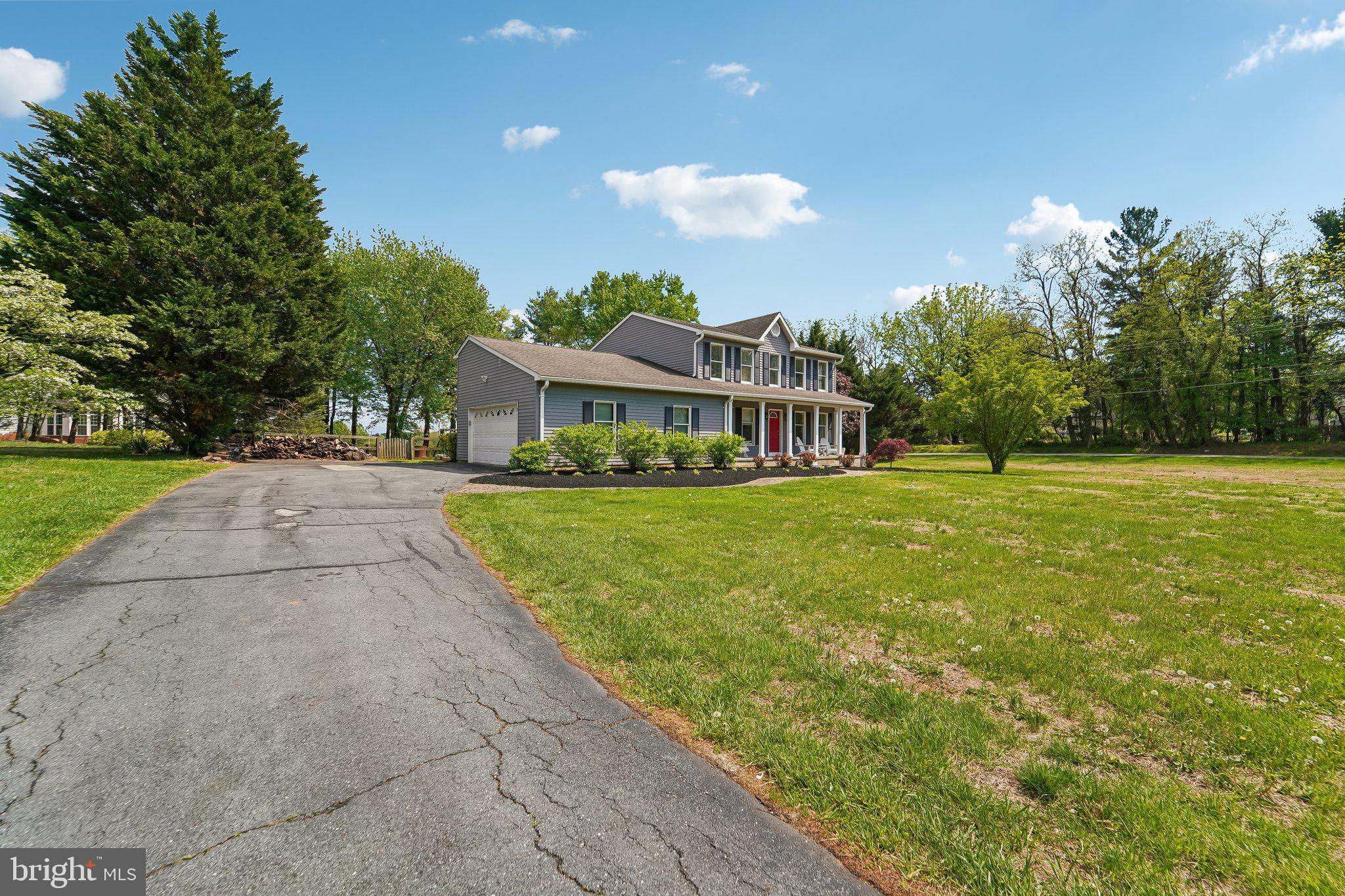 HIGHLAND LAKE - Residential