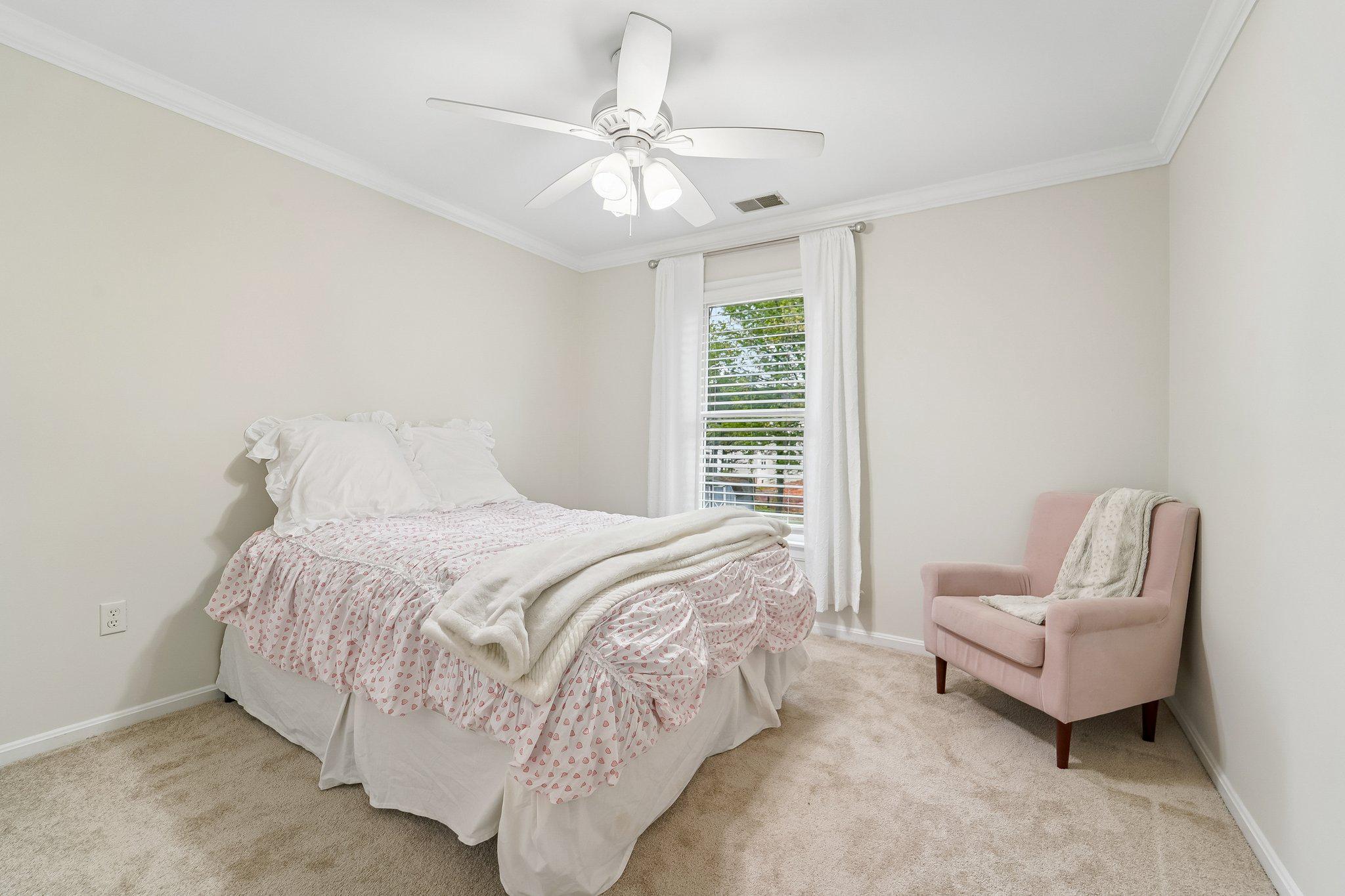 HIGHLAND LAKE - Residential