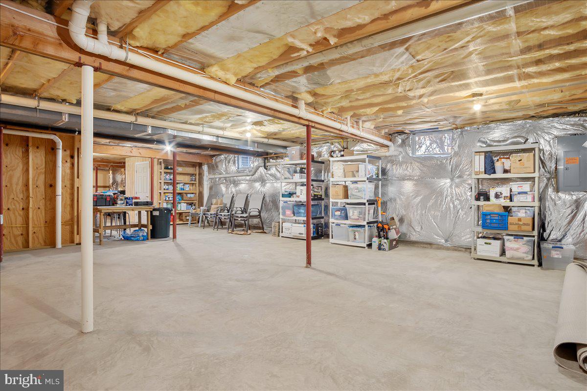 FAIRWINDS - Residential