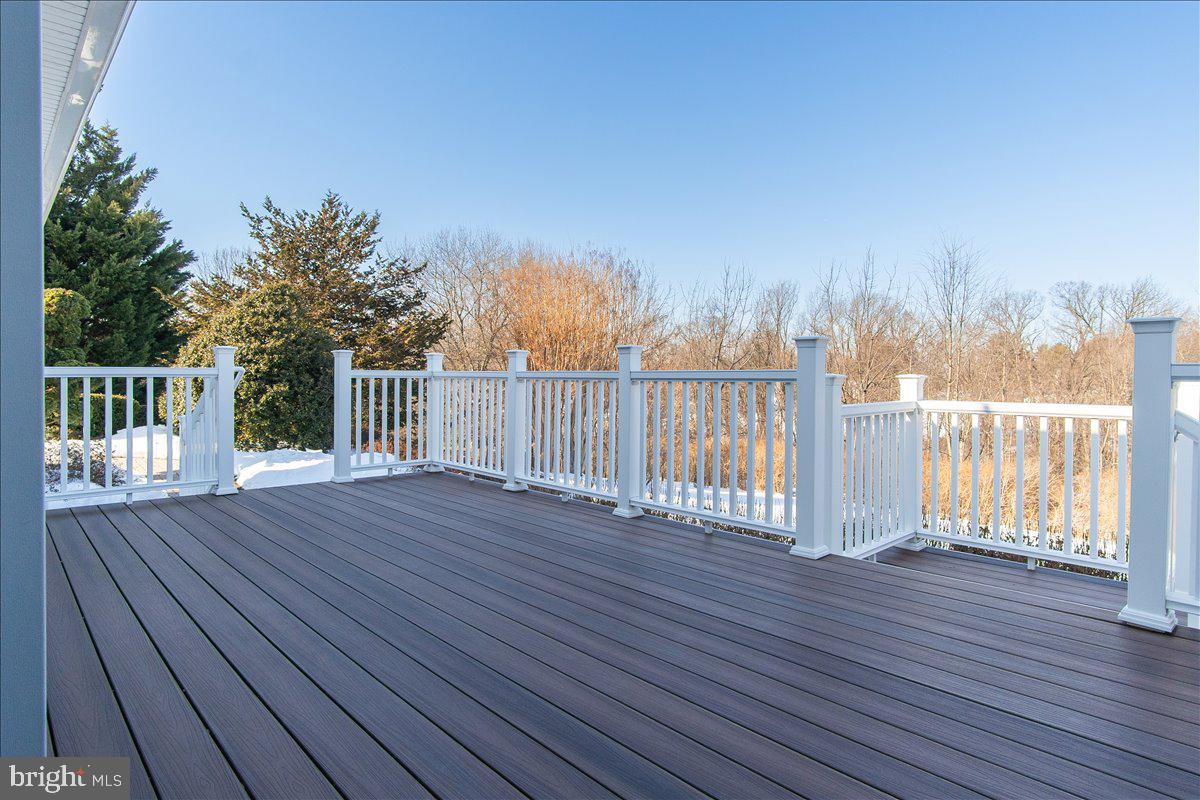 FAIRWINDS - Residential