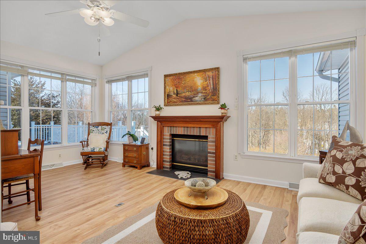 FAIRWINDS - Residential