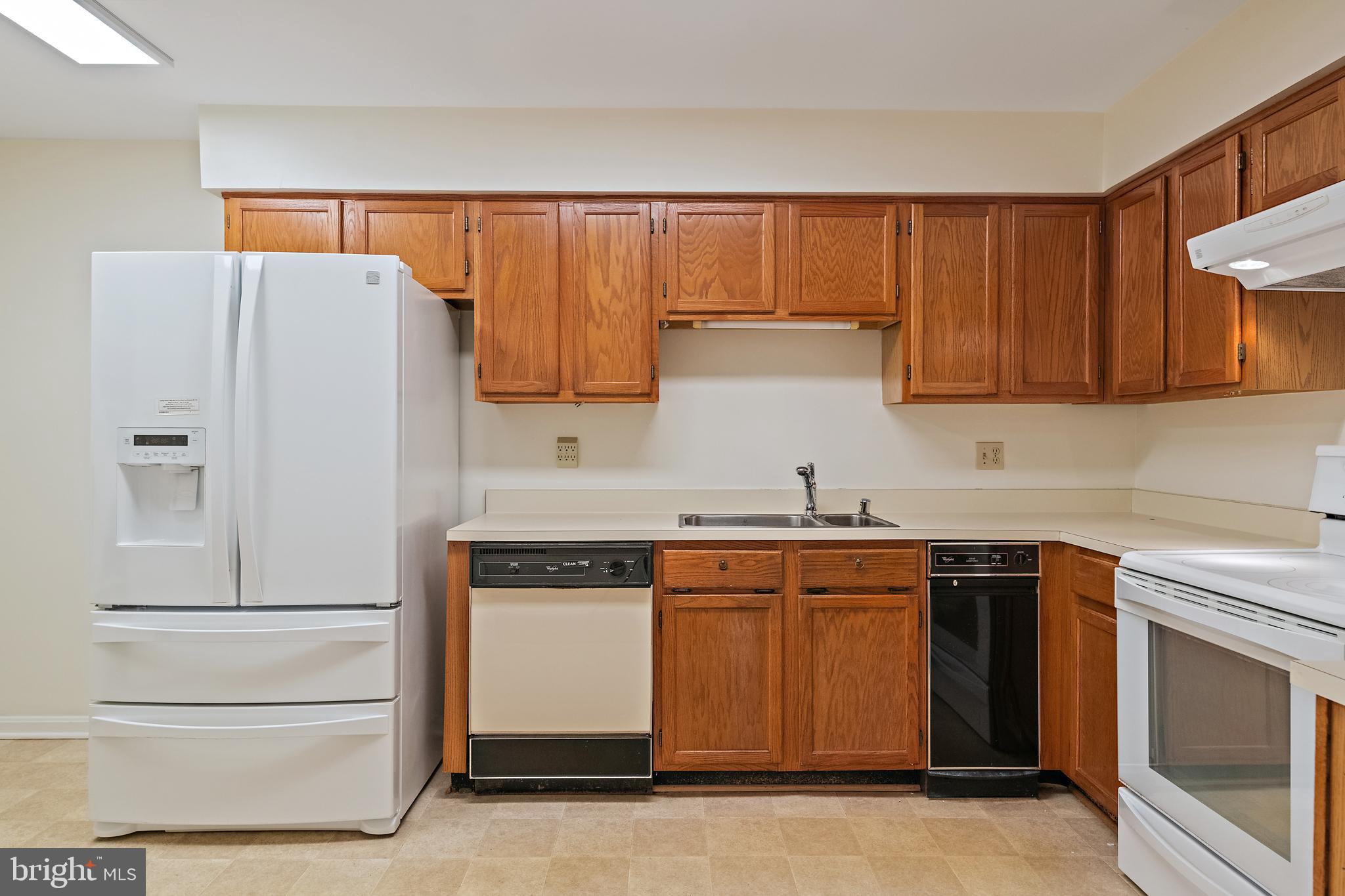 2900 SHIPMASTER WAY 120