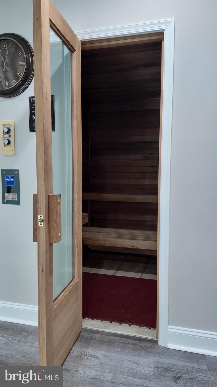 PUTTERS CHOICE-PLAT ONE> - Residential