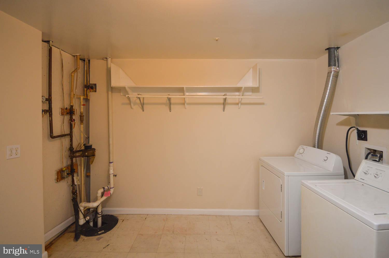 PENNSYLVANIA PLACE - Residential Lease