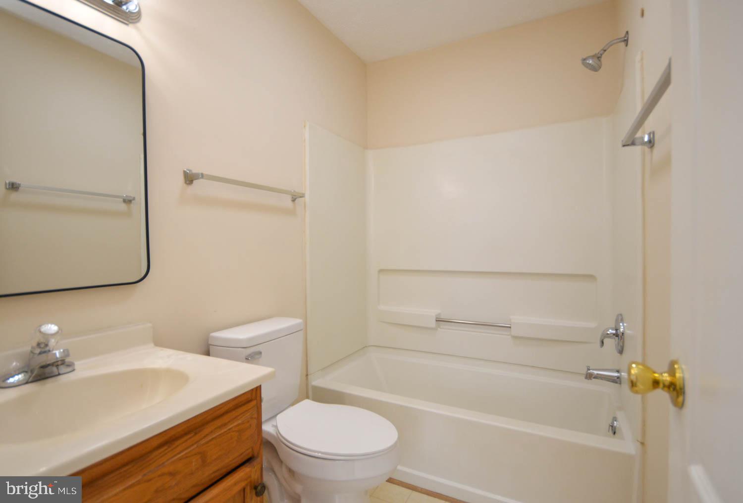 PENNSYLVANIA PLACE - Residential Lease