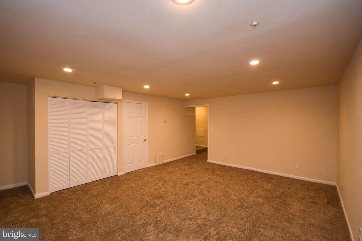 PENNSYLVANIA PLACE - Residential Lease