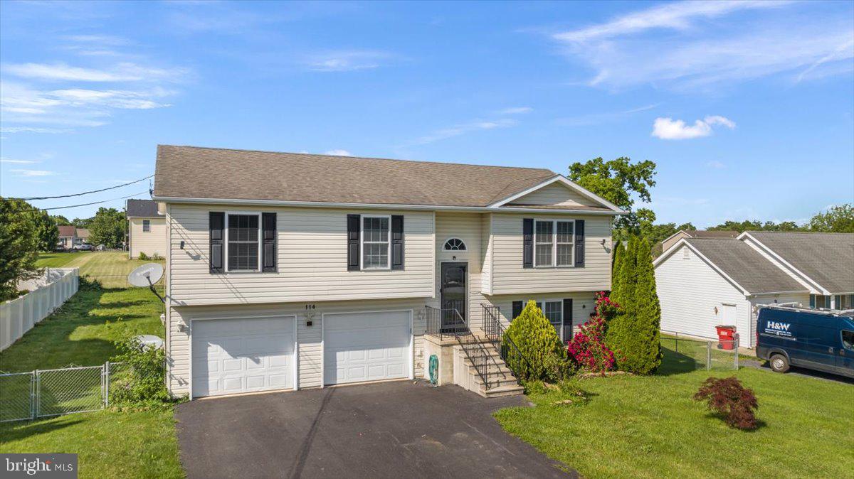 ELIZABETH STATION - Residential