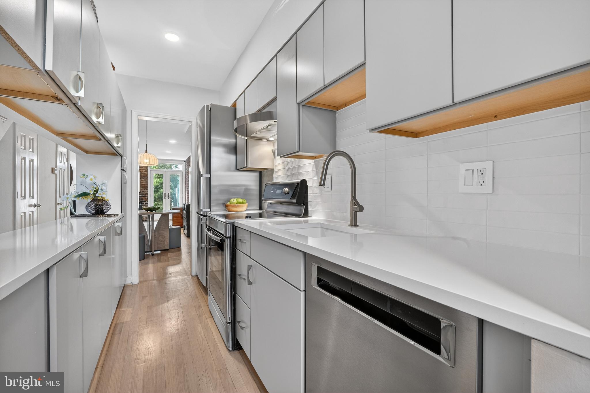 215 S PAYNE STREET S