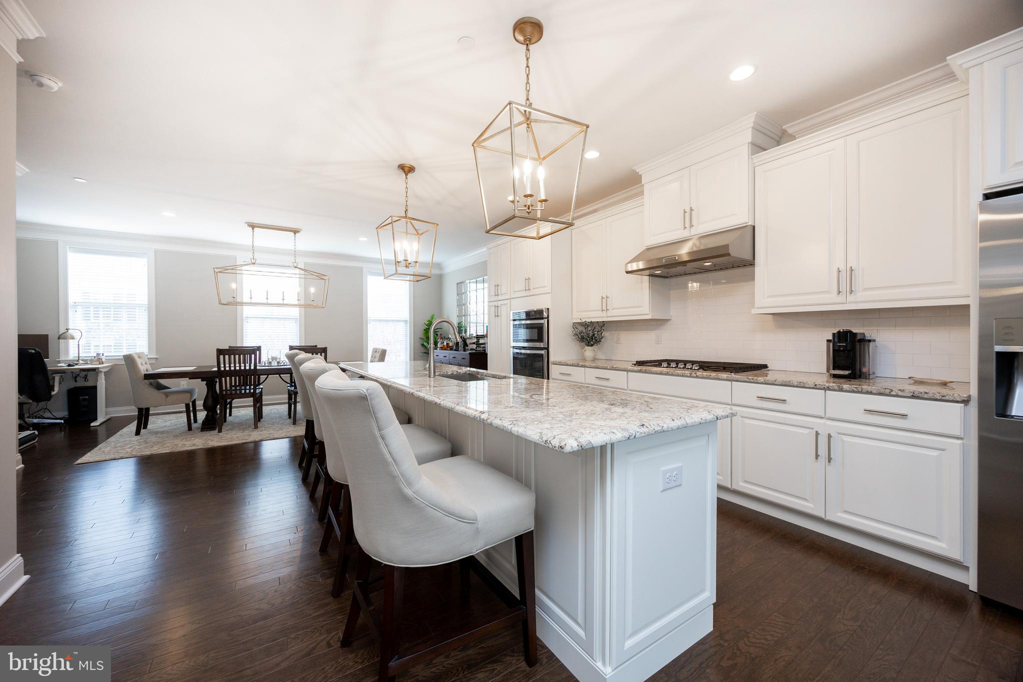 RAVENSCLIFF - Residential