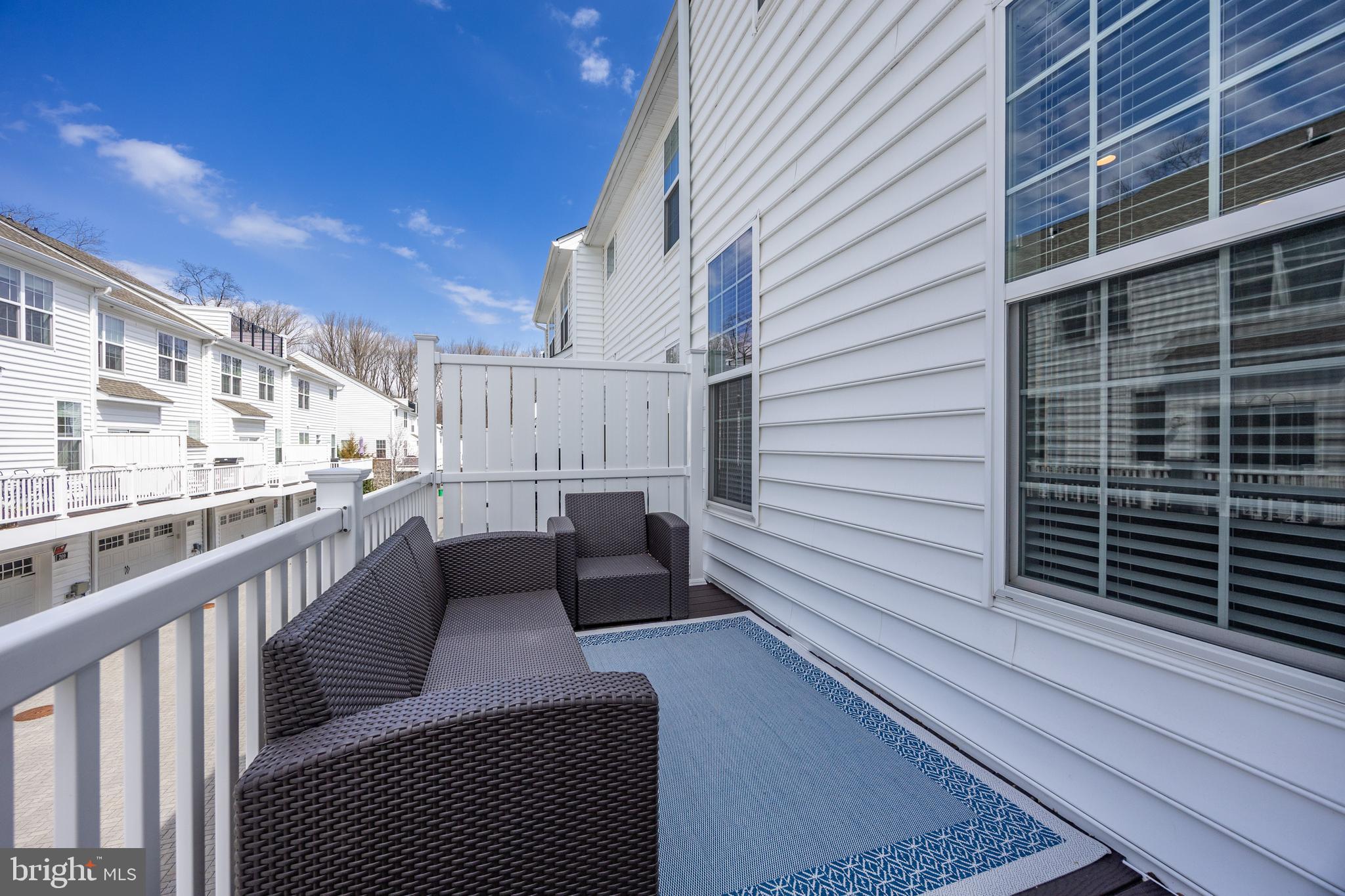 RAVENSCLIFF - Residential