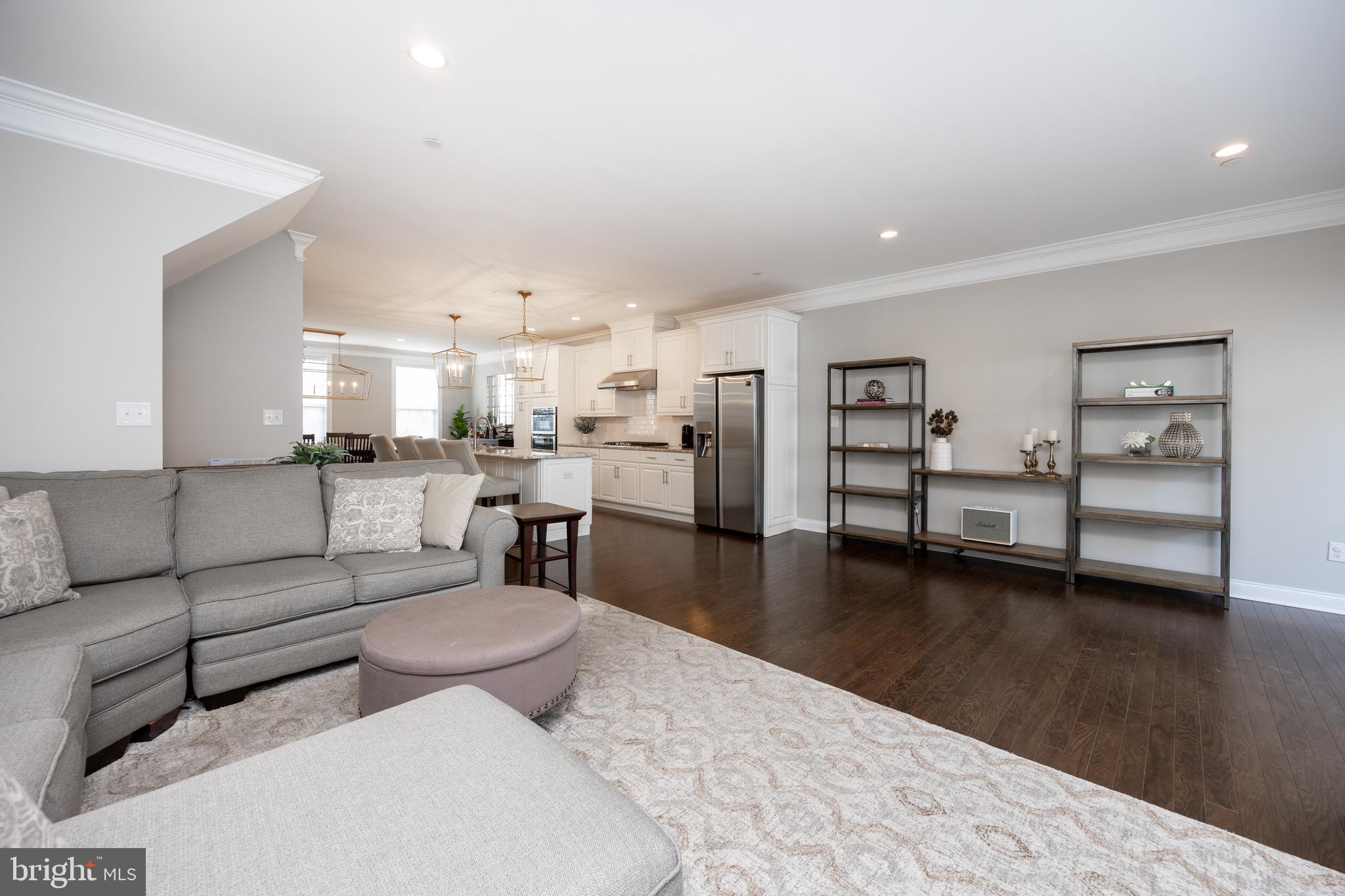 RAVENSCLIFF - Residential