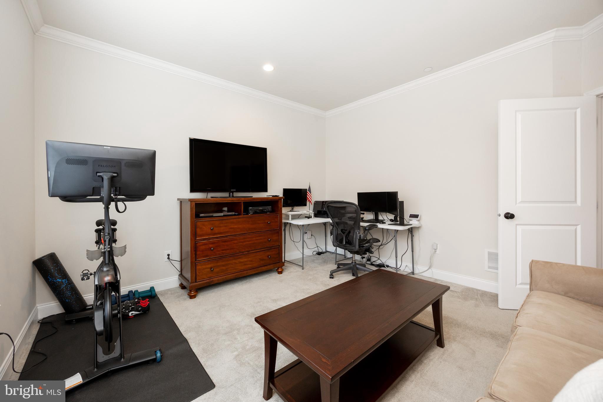 RAVENSCLIFF - Residential