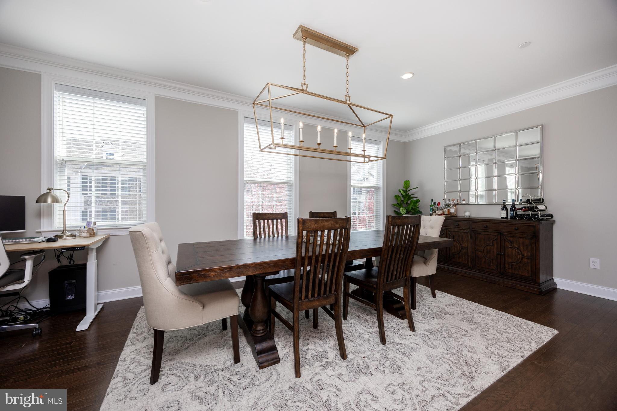 RAVENSCLIFF - Residential