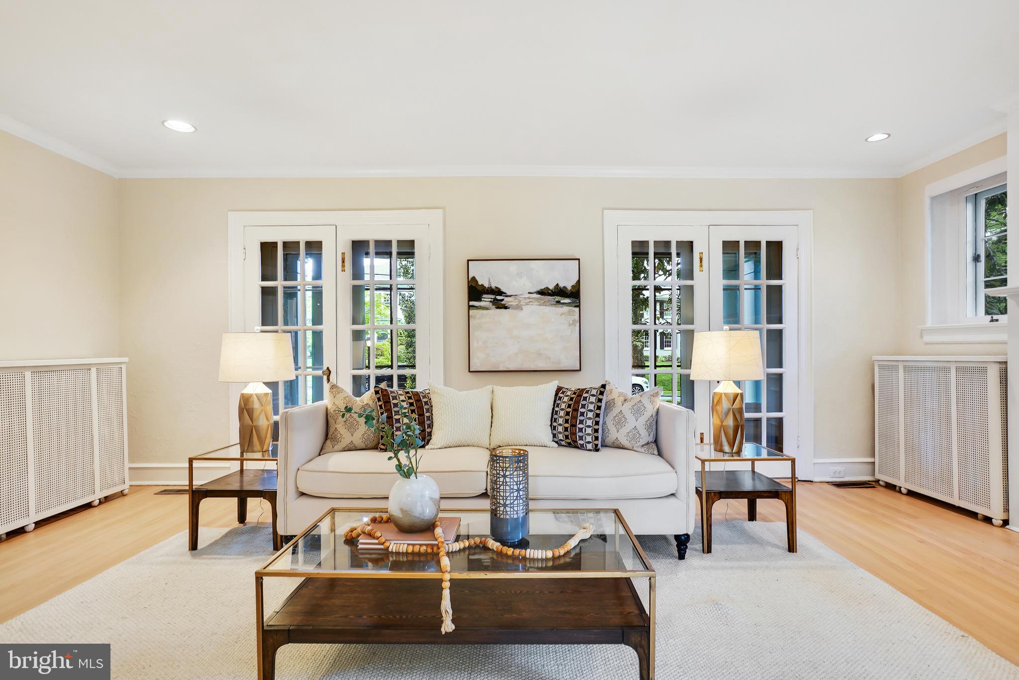 CHEVY CHASE GARDENS - Residential