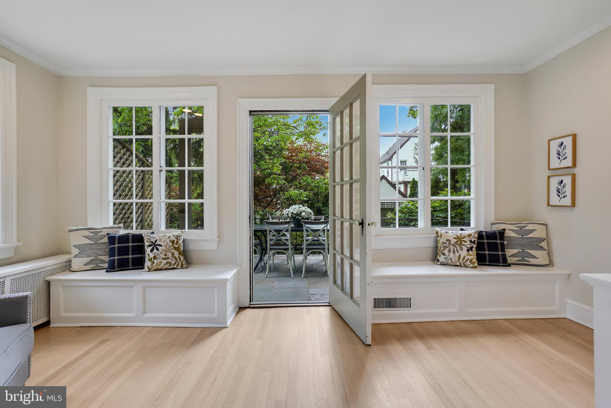 CHEVY CHASE GARDENS - Residential