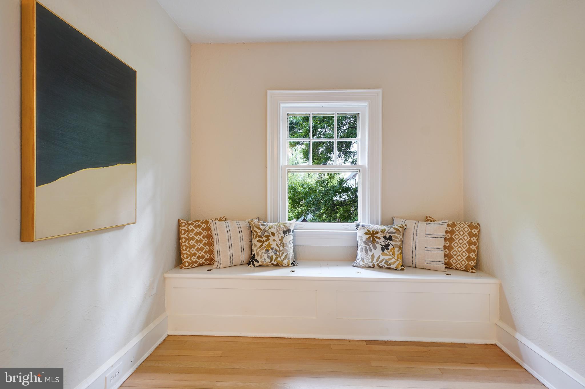 CHEVY CHASE GARDENS - Residential