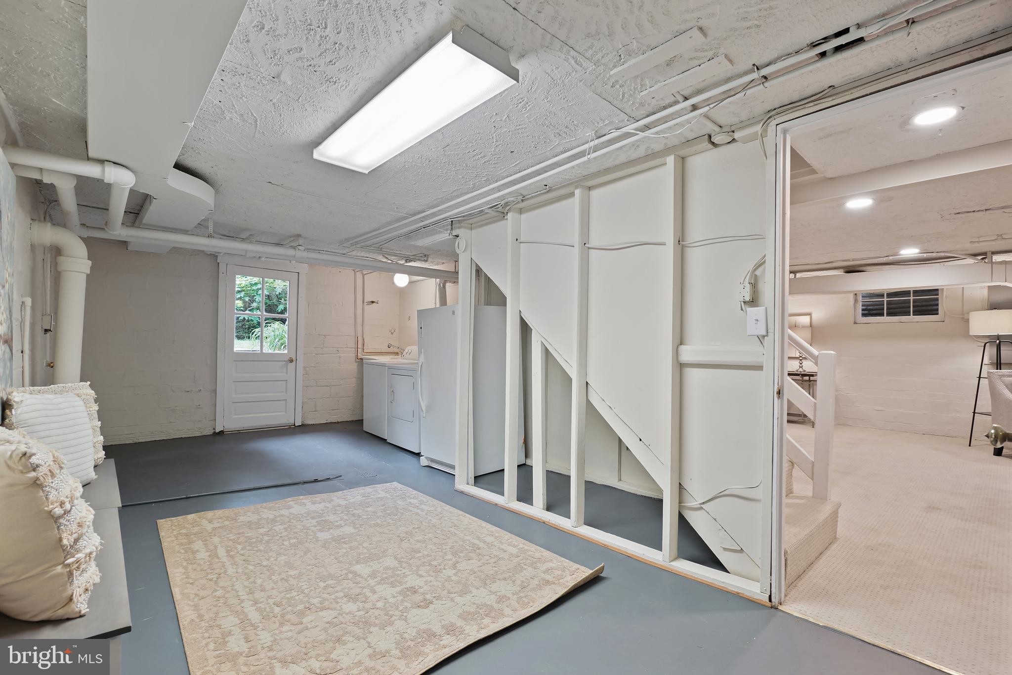 CHEVY CHASE GARDENS - Residential