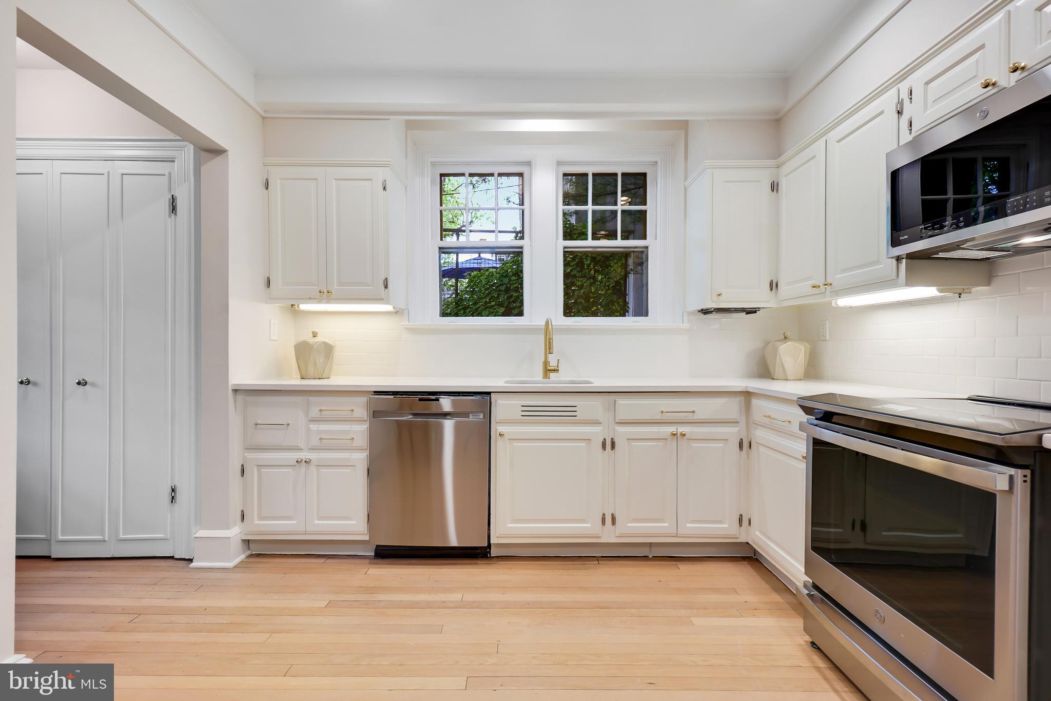 CHEVY CHASE GARDENS - Residential