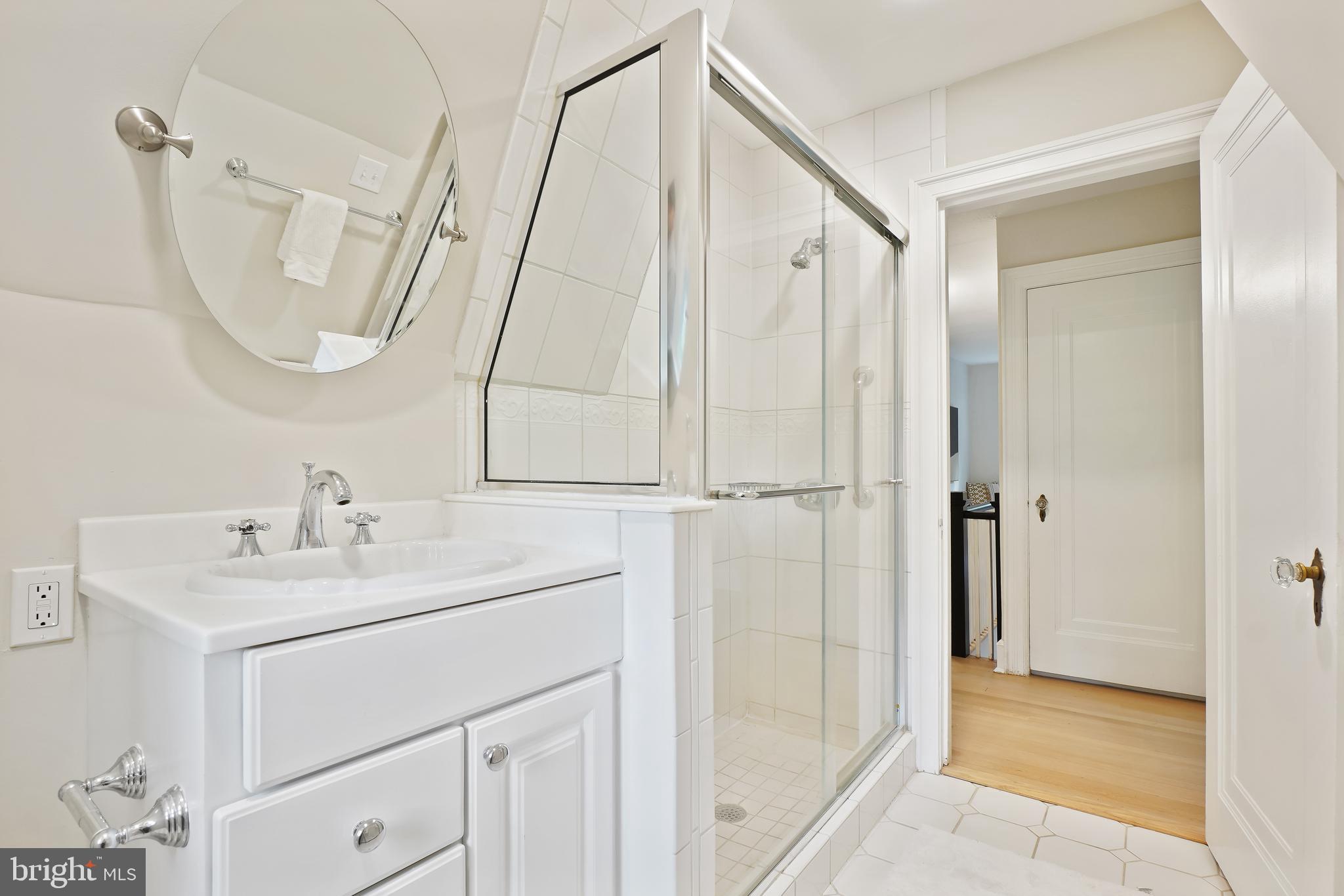 CHEVY CHASE GARDENS - Residential