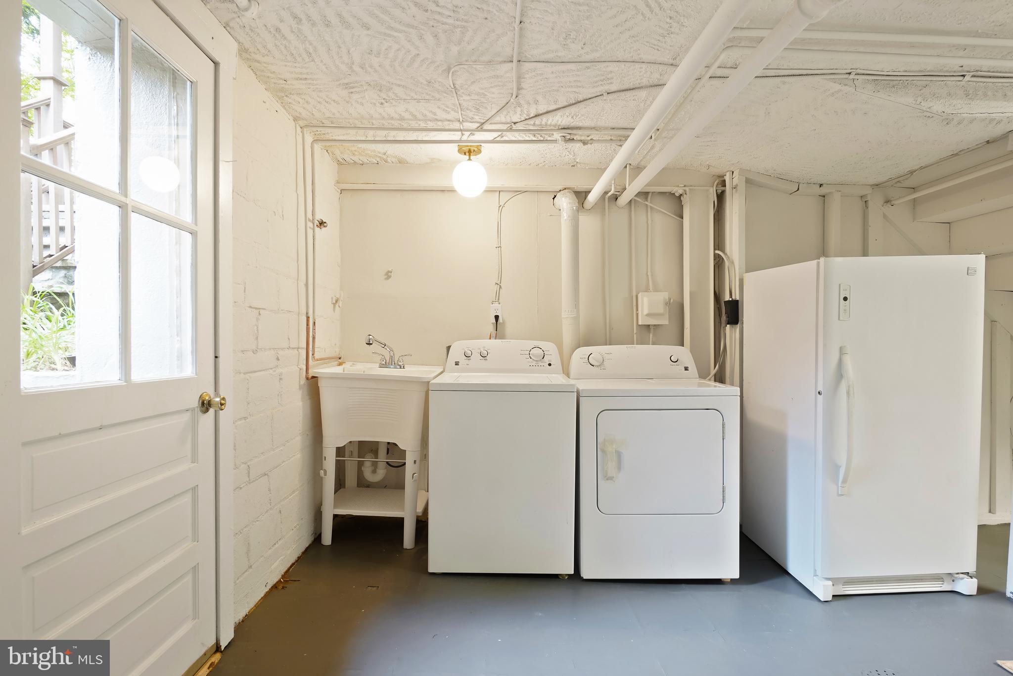 CHEVY CHASE GARDENS - Residential