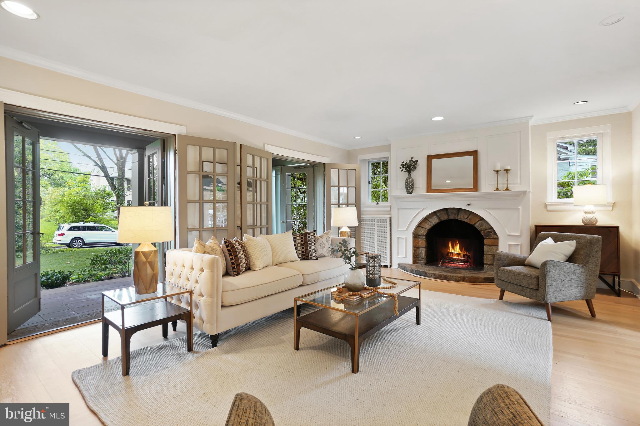 CHEVY CHASE GARDENS - Residential