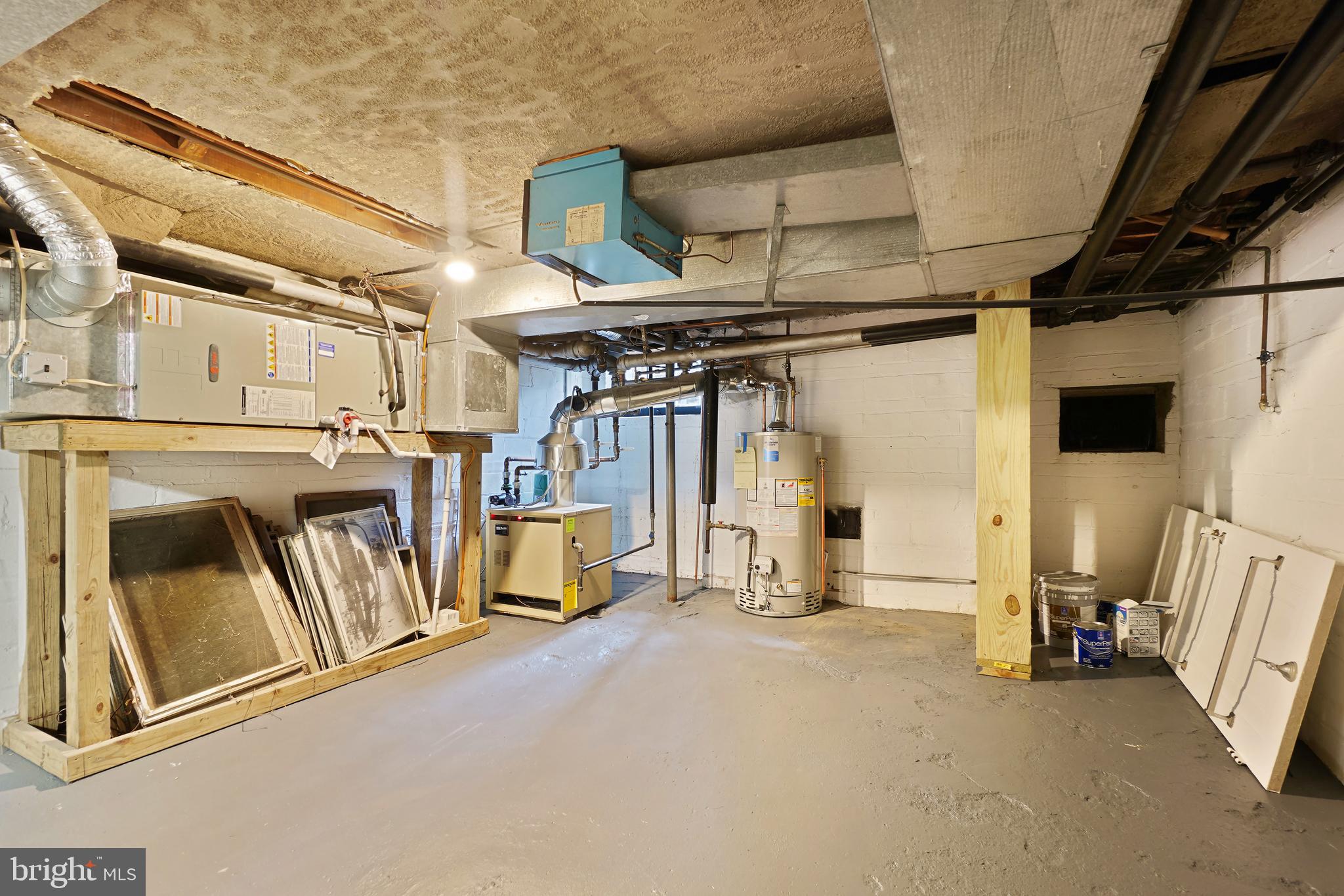 CHEVY CHASE GARDENS - Residential