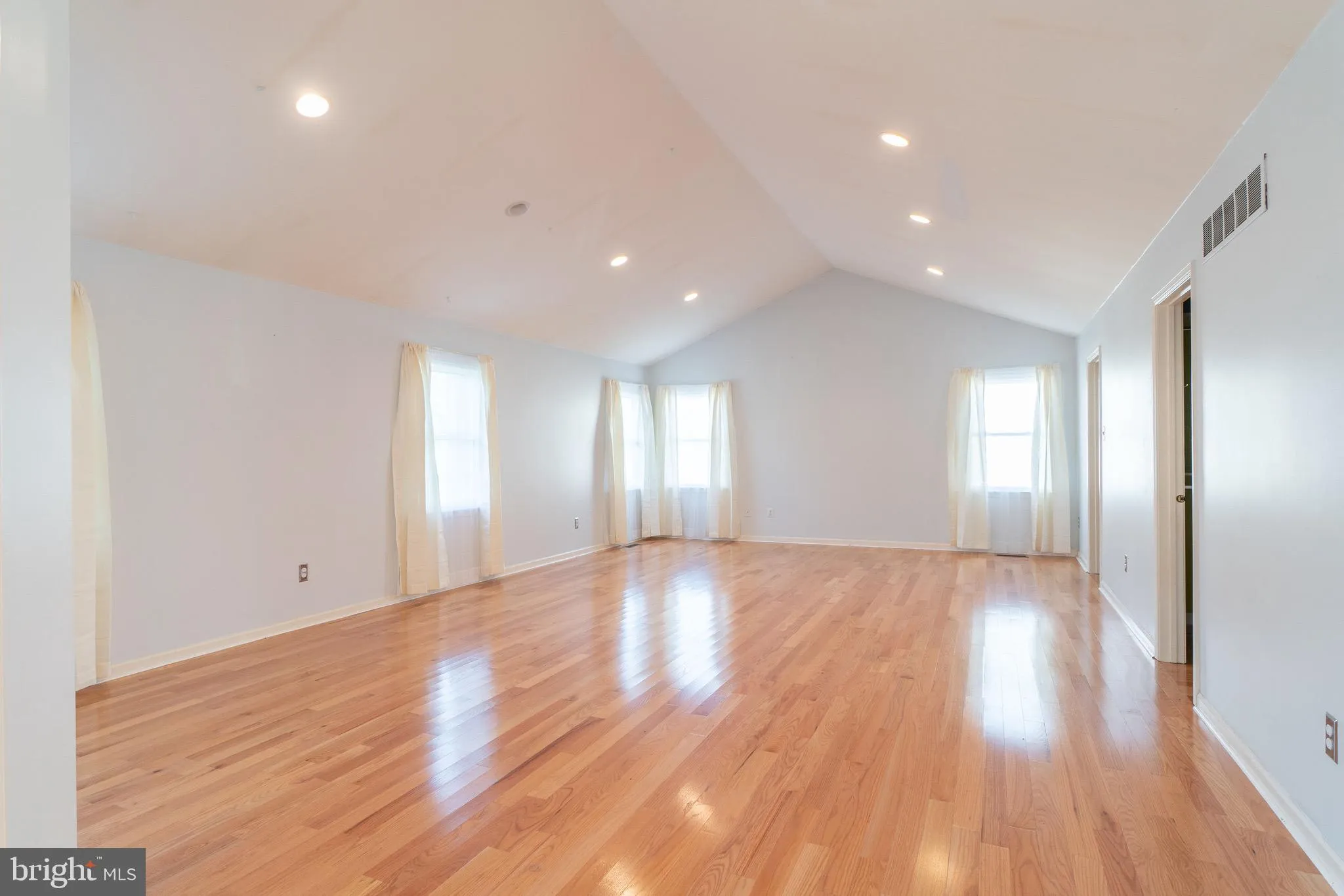 Richboro, Pennsylvania 18954, United States, 4 Bedrooms Bedrooms, ,3 BathroomsBathrooms,Residential,Coming Soon,134152