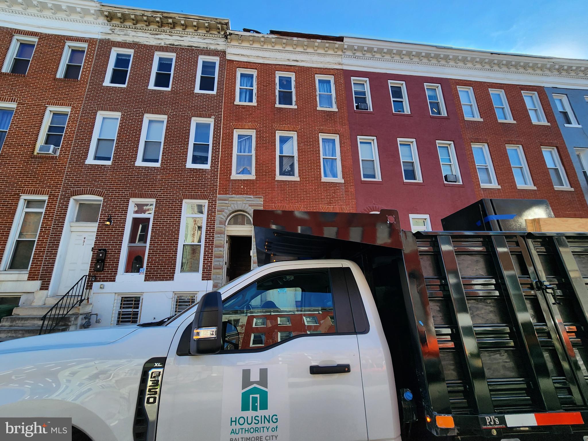 929 N STRICKER STREET