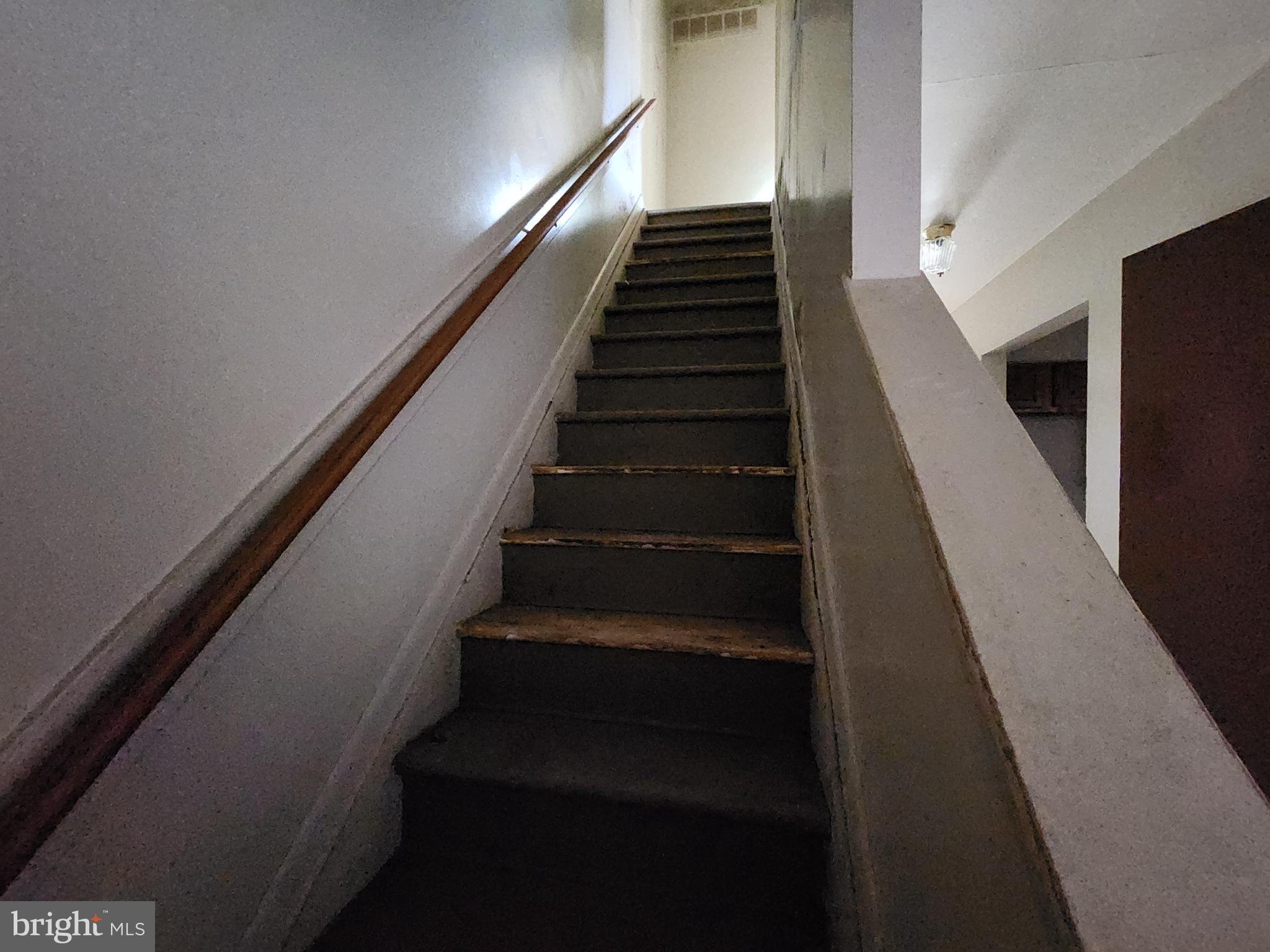 SANDTOWN-WINCHESTER - Residential