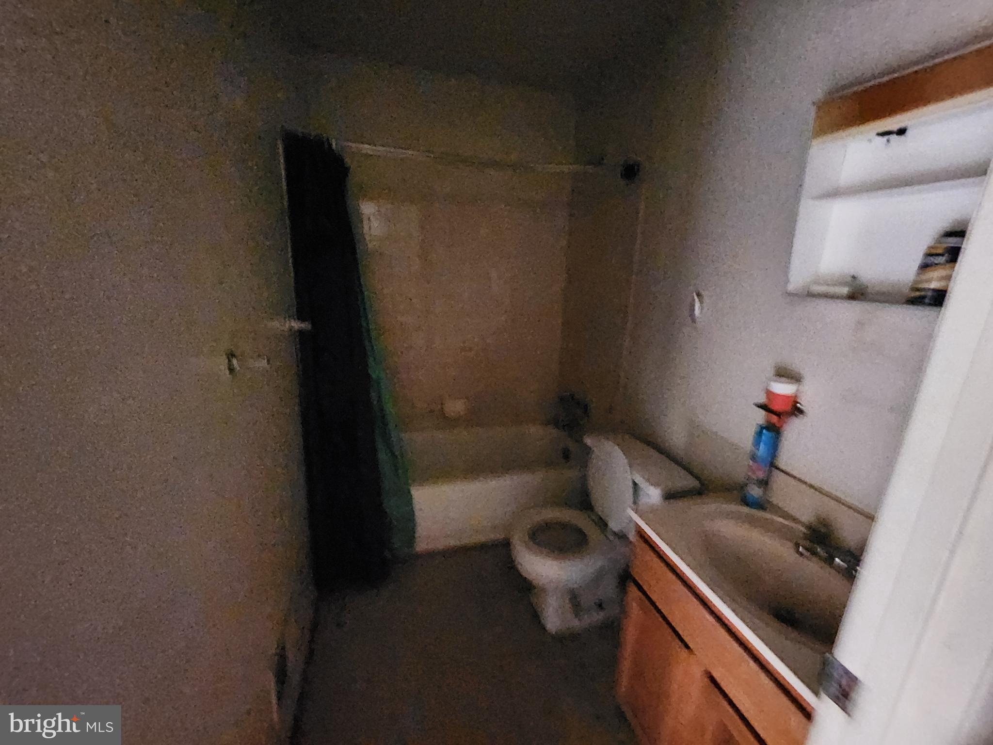 SANDTOWN-WINCHESTER - Residential